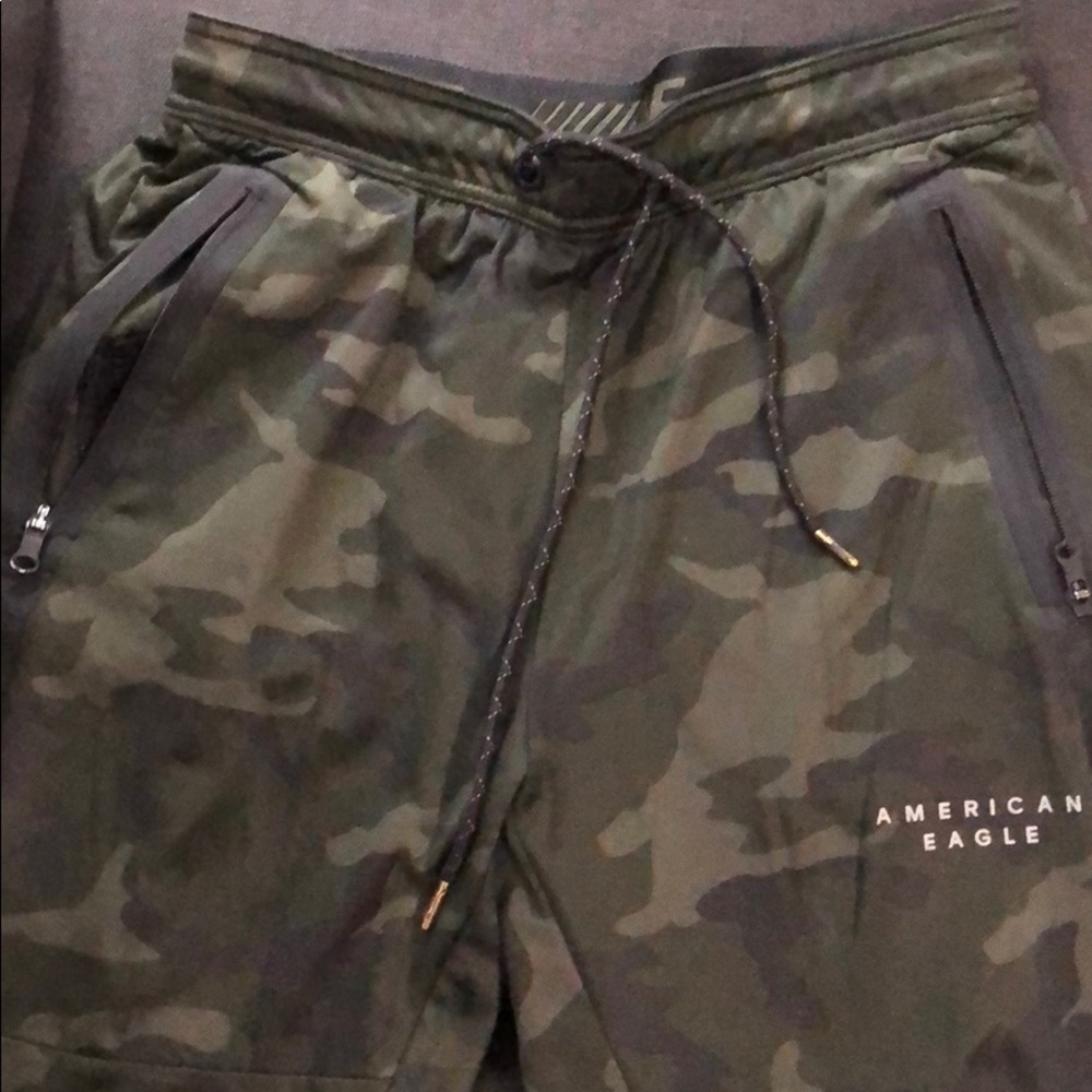 American Eagle Joggers